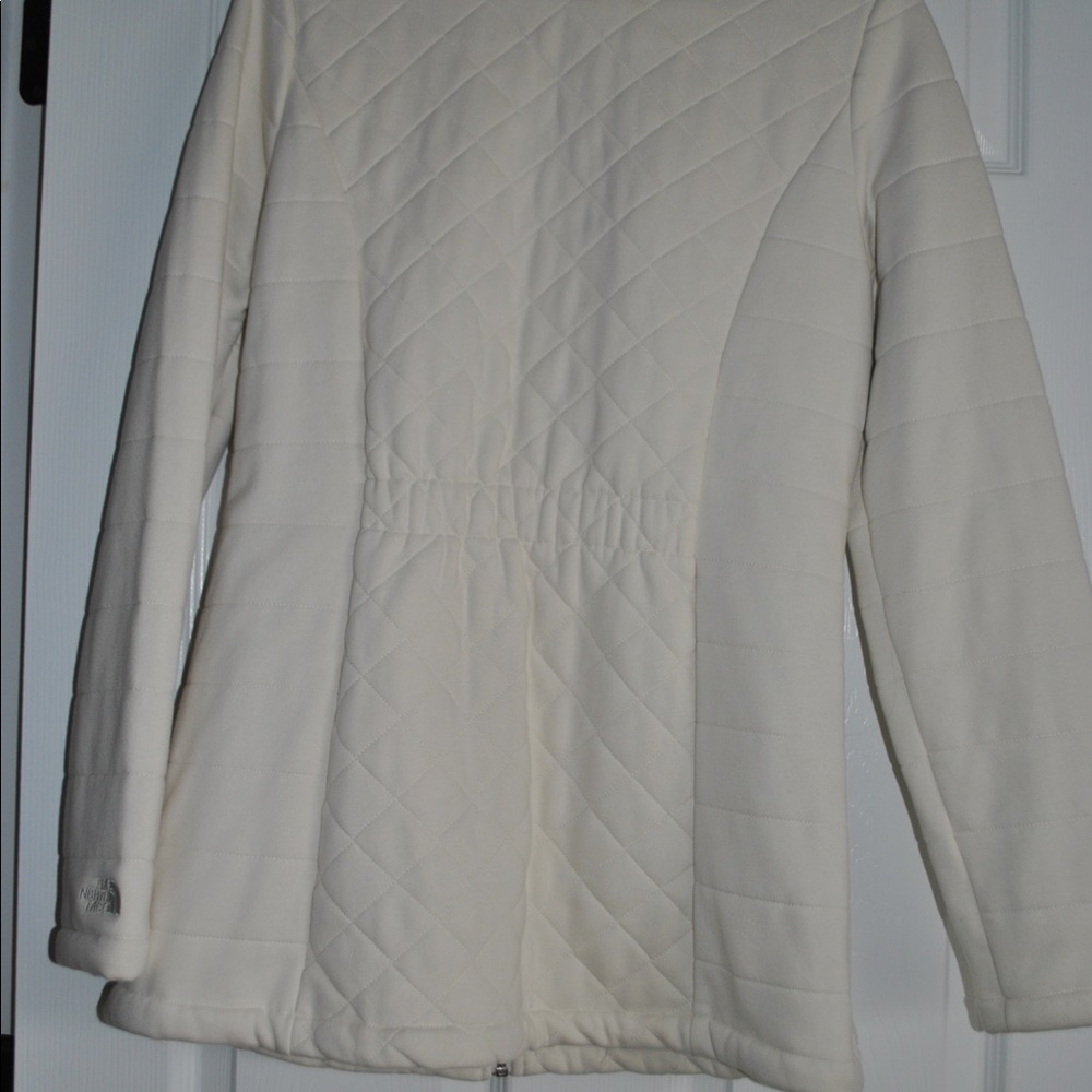 NorthFace jacket. Cream color. Size M. Fall like jacket not winter. Barely worn. - Picture 2 of 2